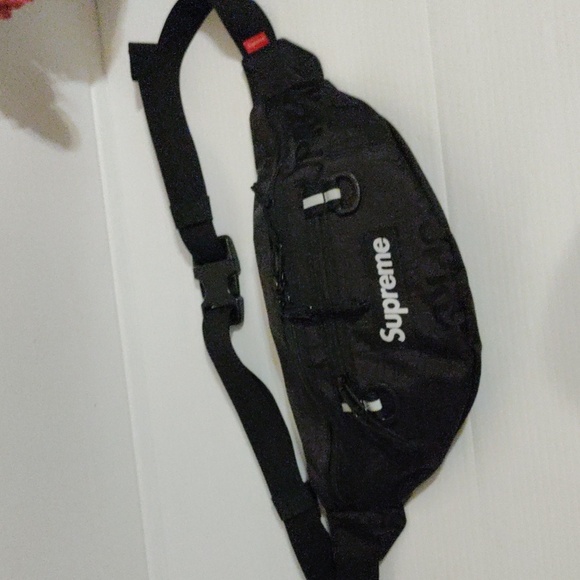 Supreme Waist Pack SS19 limited edition - Picture 3 of 13